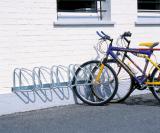 Stenový držiak pre 5 bicyklov